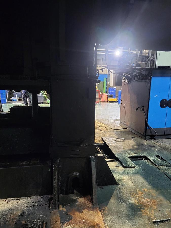 Used 1300 tons Press Hot Forging Hosung HFP-1300