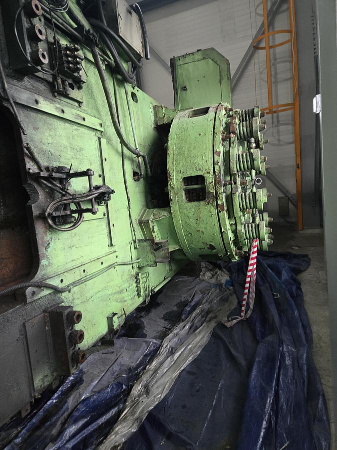 Used 1600 tons Press Hot Forging TMP Voronezh Russia KG8042