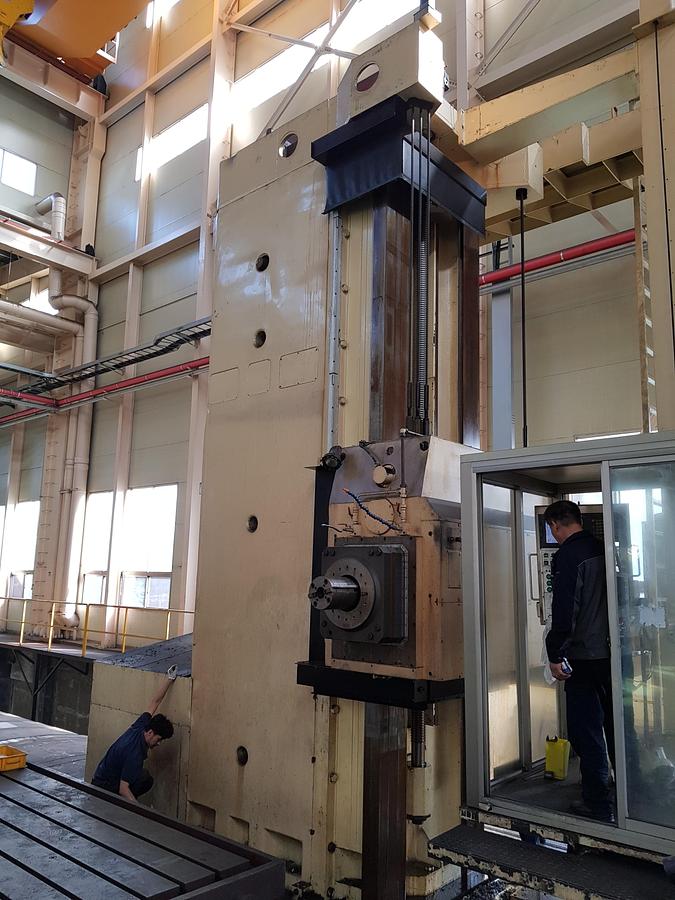 Used Borer Horizontal Floor Type CNC Titan AFP200-1