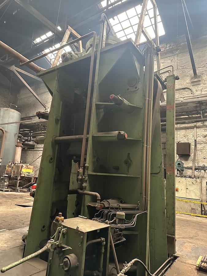 Used 40 tons Hammer Counterblow Beche DCH40