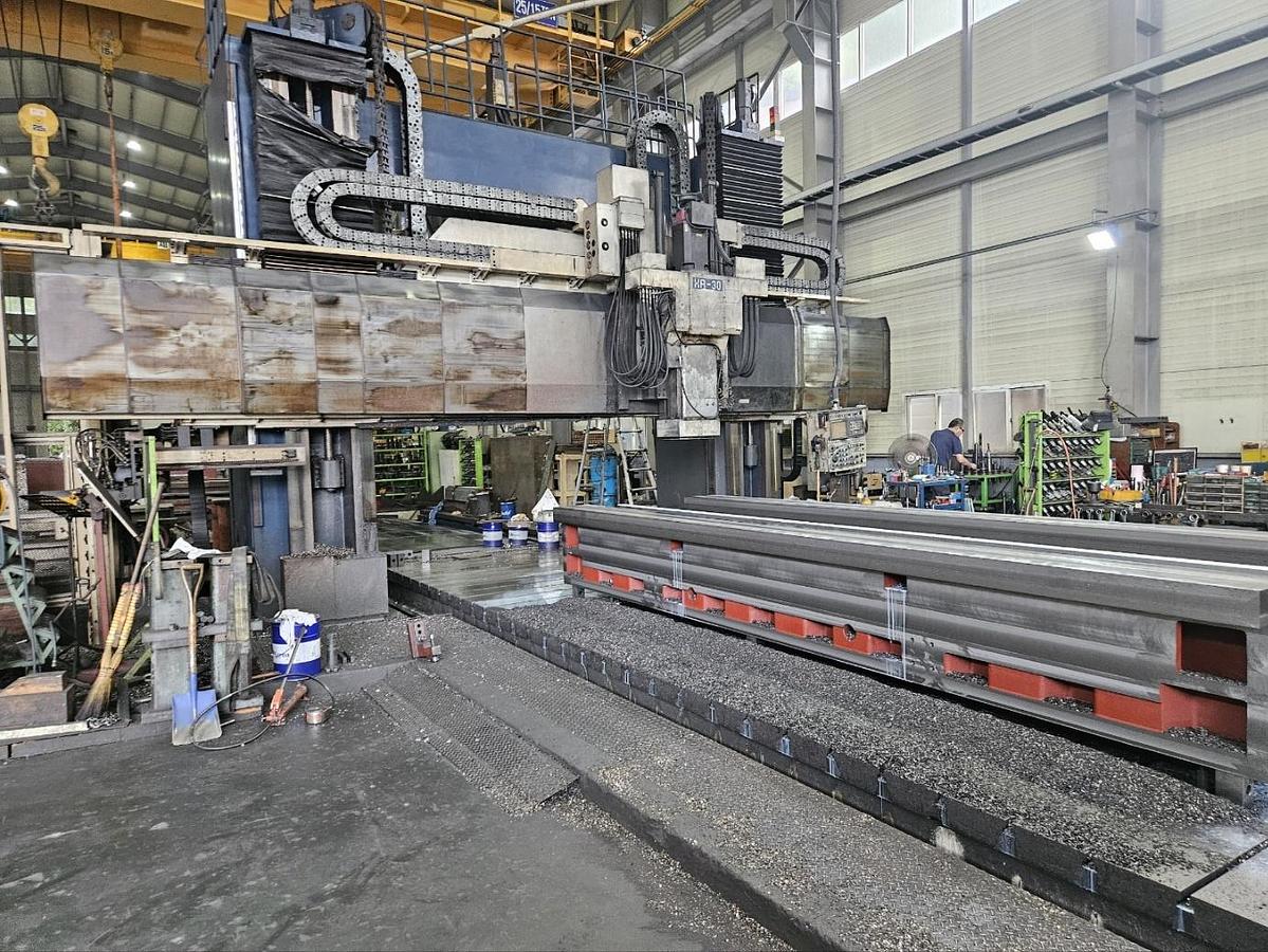 Used Face Machining Center HNK HR30