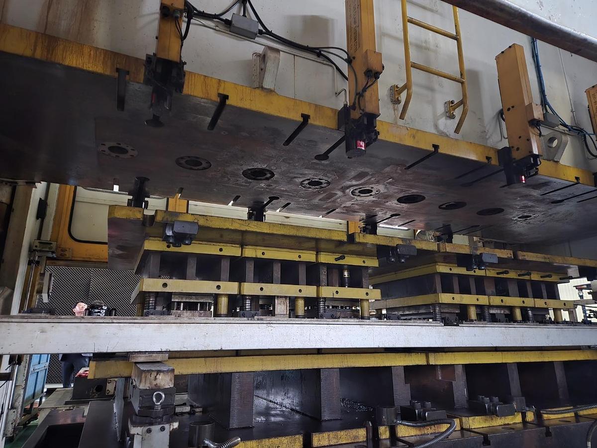 1400 tons Press Transfer Mechanical SIMPAC