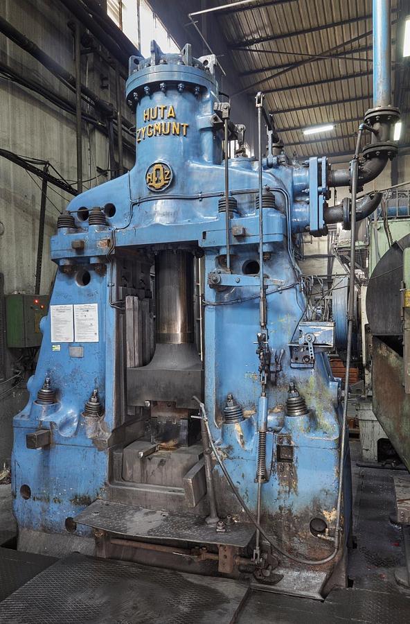 Used 700 tons Press Hot Forging National Maxipress