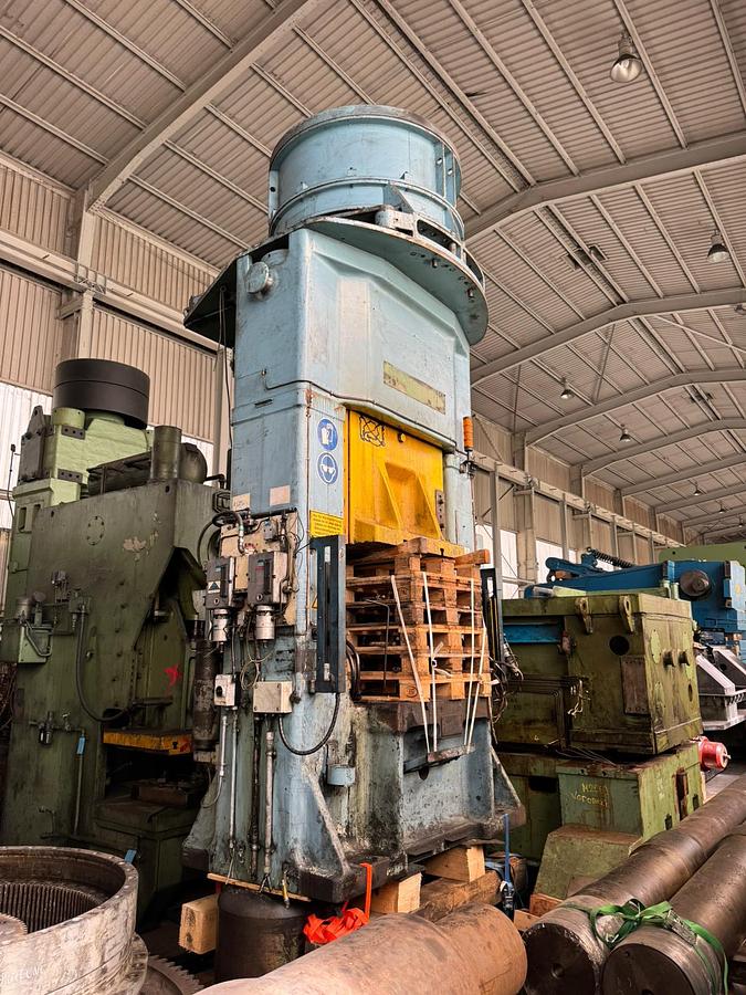 Used 800 tons Press Friction Screw Weingarten PSS225