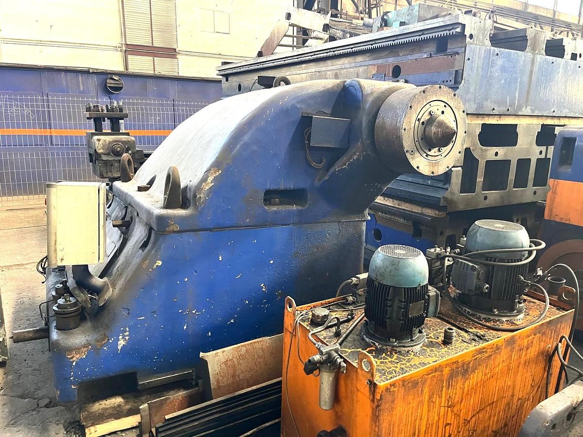 Used Lathe Heavy Duty CNC