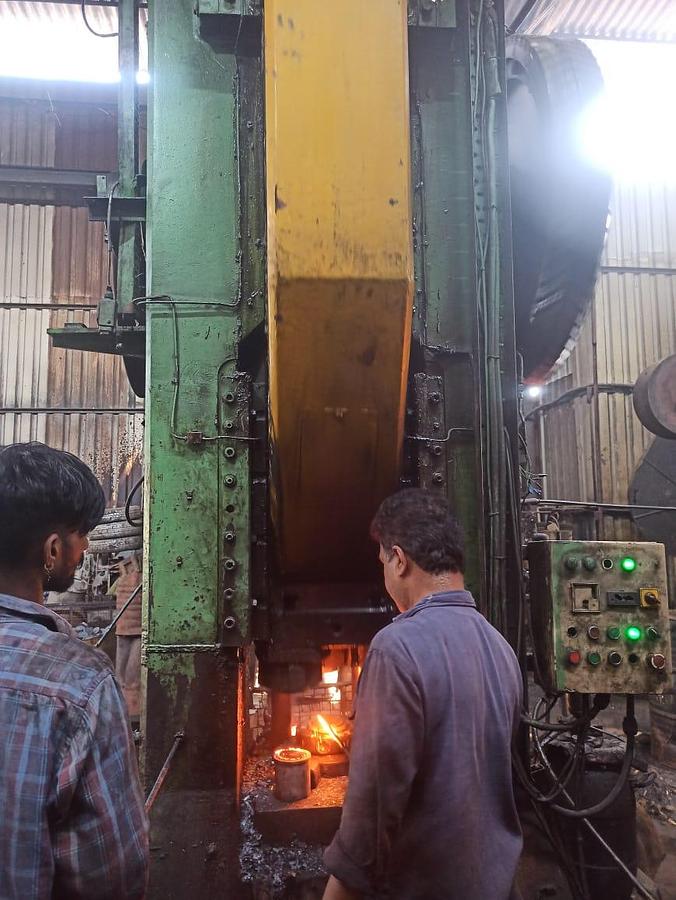 Used 630 tons Press Hot Forging TMP Voronezh Russia K864