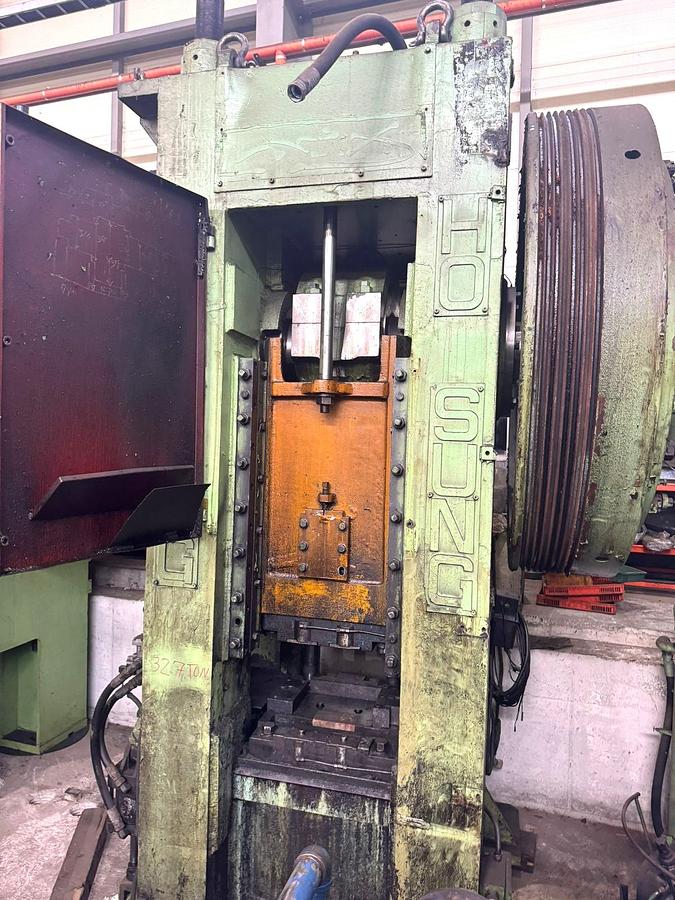 Used 700 tons Press Hot Forging Hosung HFP700