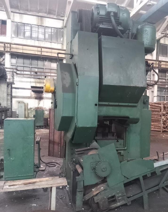 Used 1000 tons Press Knuckle Joint Coining Barnaul K8340