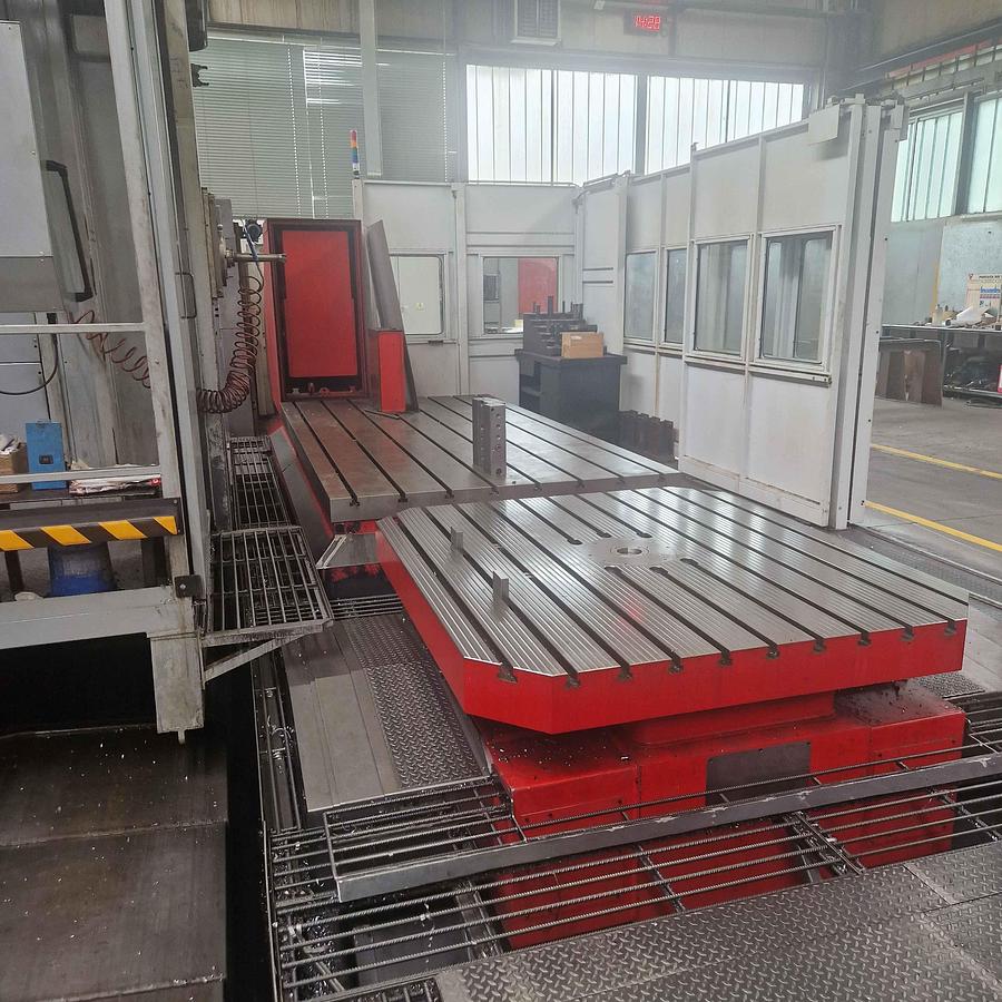 Used Borer Horizontal Floor Type CNC EMSIL