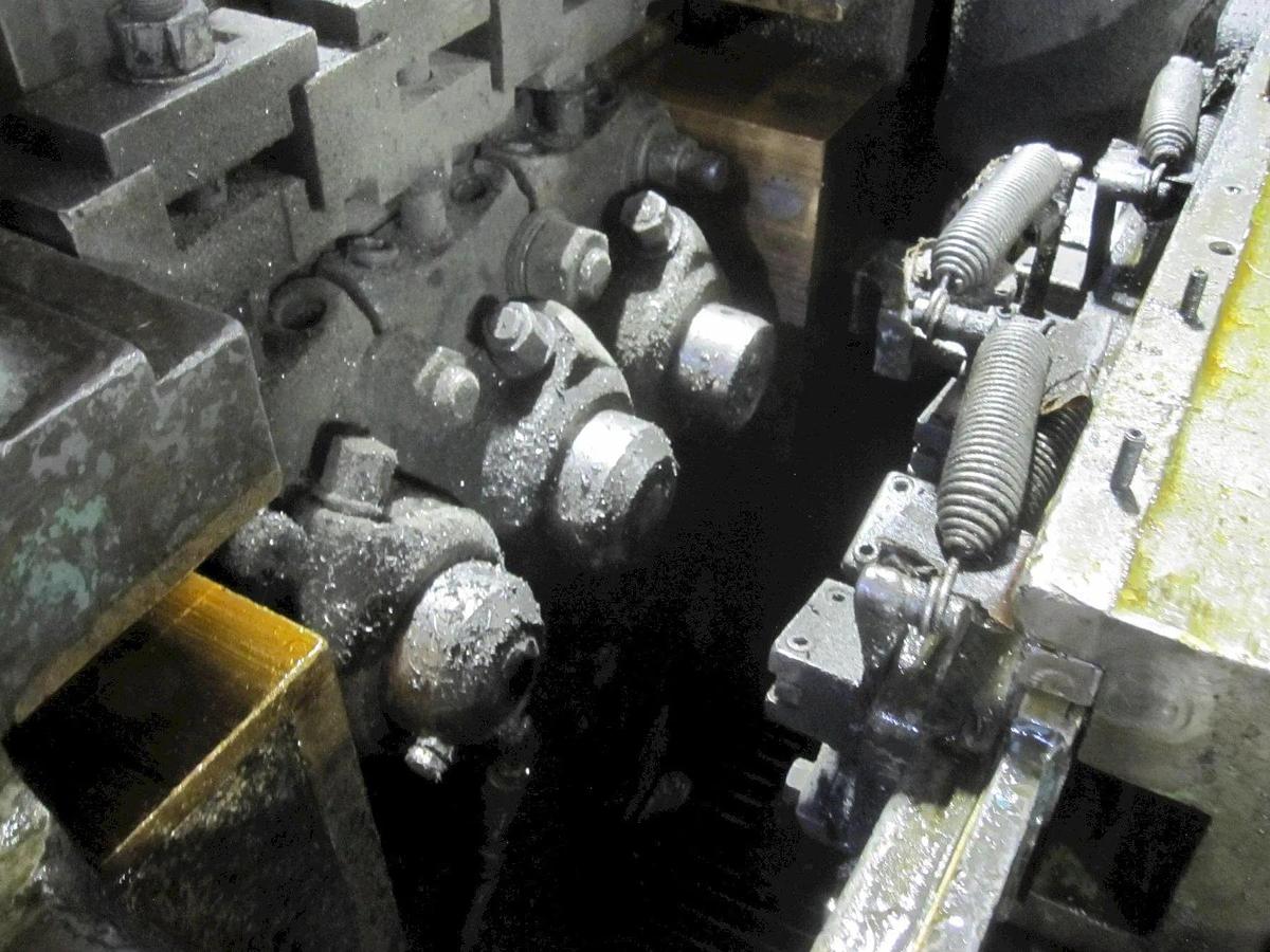 Used Header Progressive Bolt Makers National