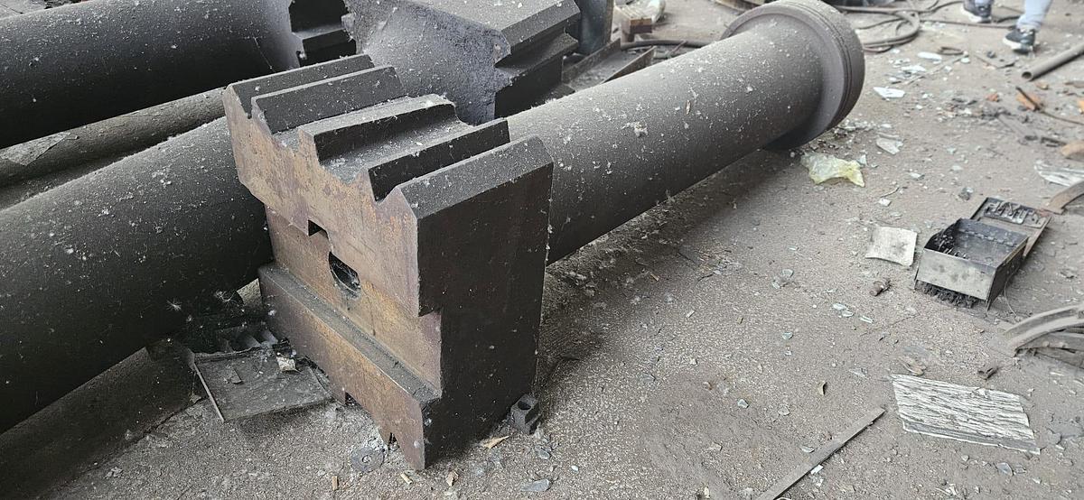 Used 2.5 tons Hammer Forging Pneumatic Huta MPM2000A