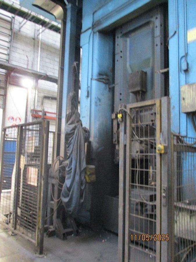 Used 3150 tons Press Friction Screw Vaccari PVE560