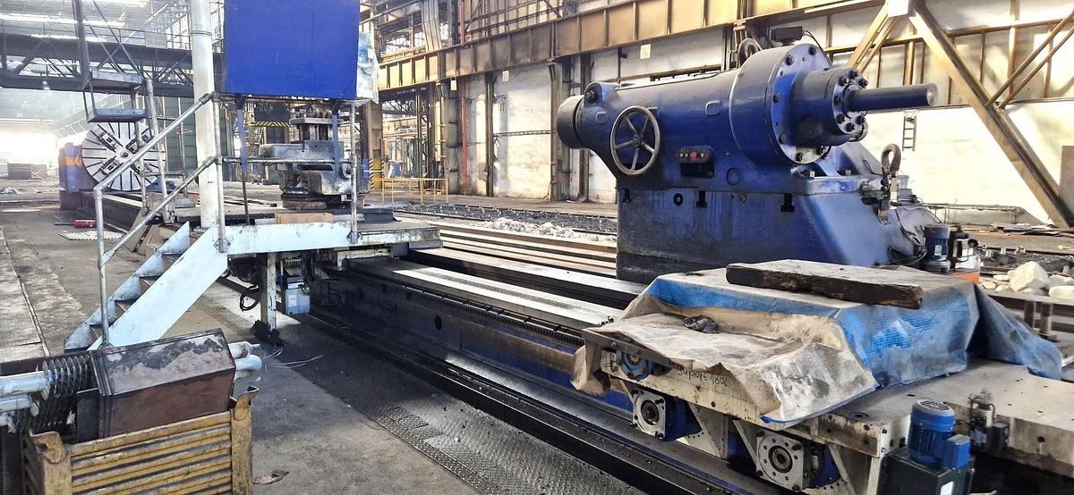 Used Lathe Heavy Duty CNC