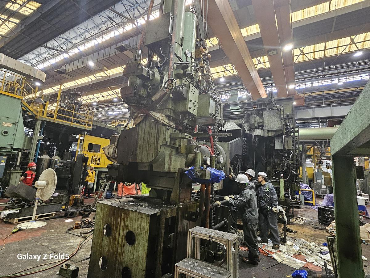 1650 tons Die Casting Machine UBE G-Type