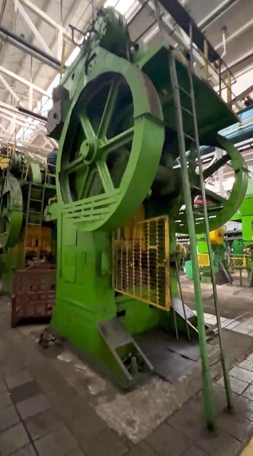Used 2000 tons Press Knuckle Joint Coining Russian K849C