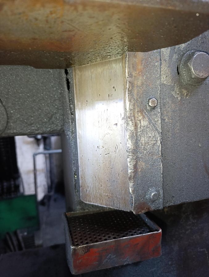 Used 400 tons Press Trimming TMP Voronezh Russia KA2536