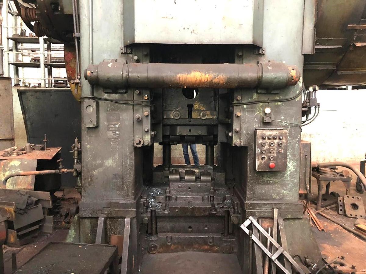 Used 1600 tons Press Hot Forging K8542