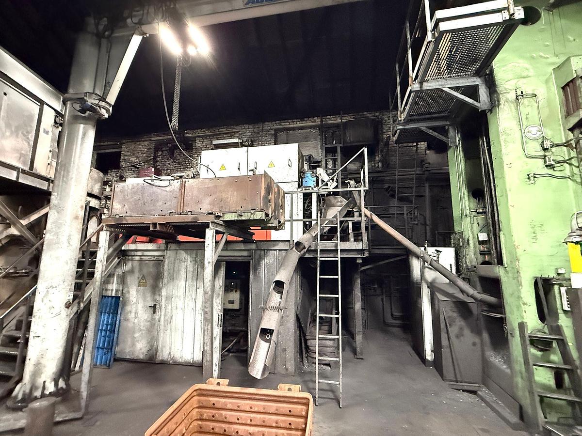 Used 2500 tons Hot Forging Line National