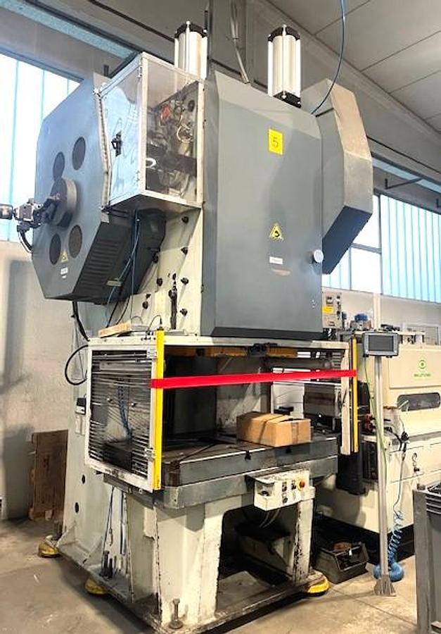 Used 200 tons Press Sheet Stamping Mechanical Bullcom PE200R