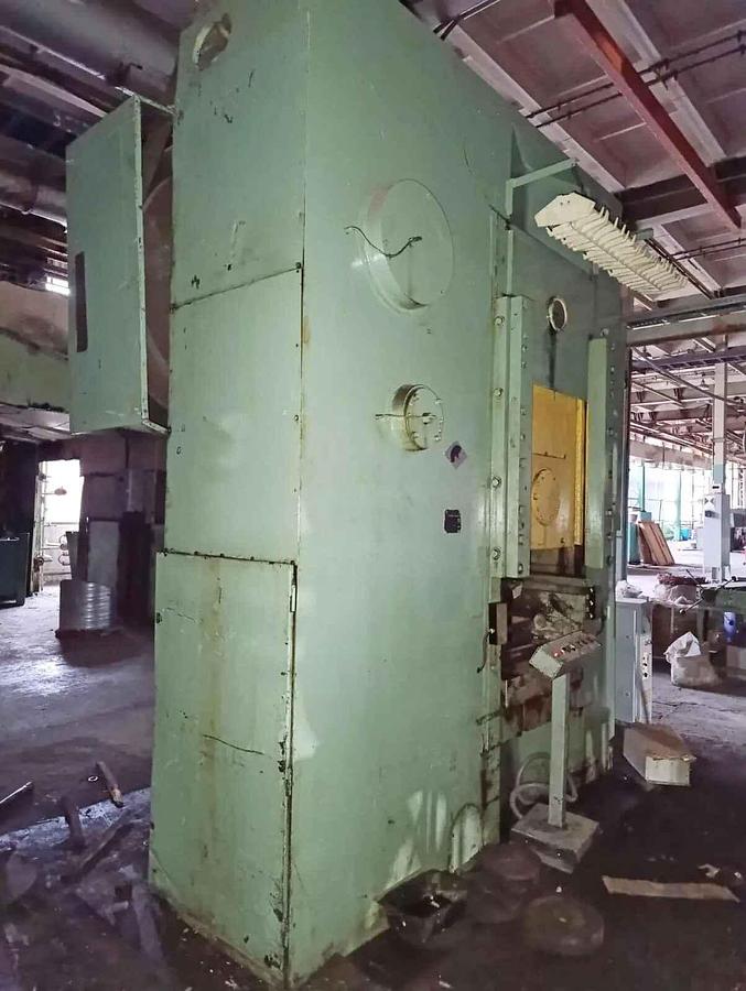 Used 1000 tons Press Knuckle Joint Coining Barnaul KB8340