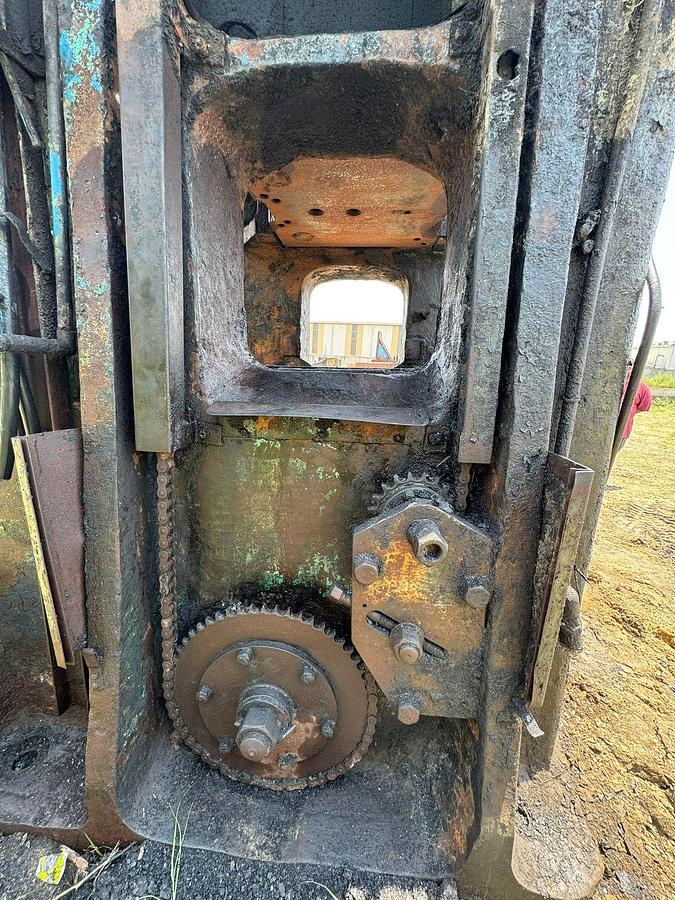 Used 1300 tons Press Hot Forging Massey