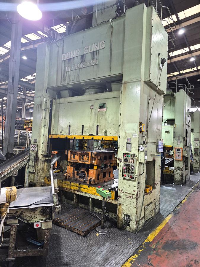 Used Sheet Stamping Line Mechanical DE2P-500 (500-500-400-400-400 Ton)