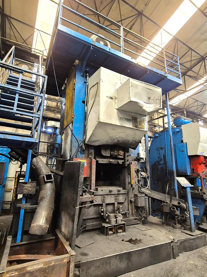 Used 1000 tons Press Hot Forging Smeral LZK1000
