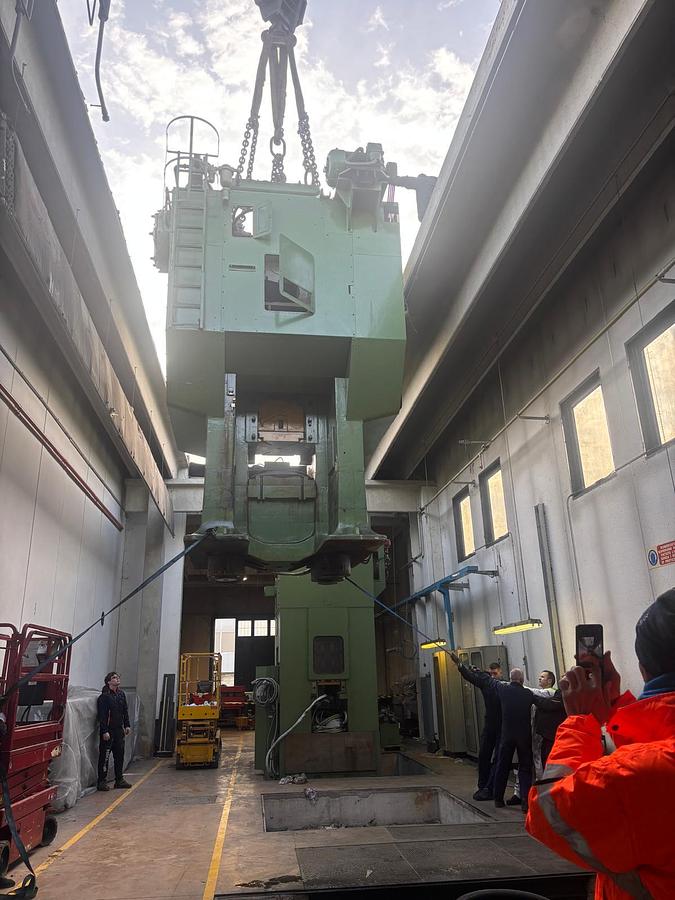 Used 2000 tons Press Knuckle Joint Coining Kieserling