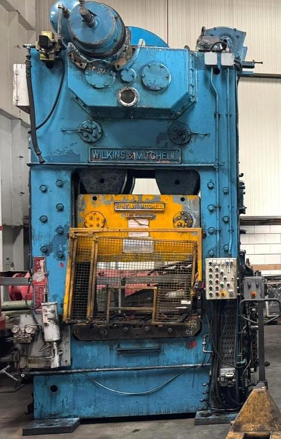 Used 200 tons Press Trimming Wilkins & Mitchell