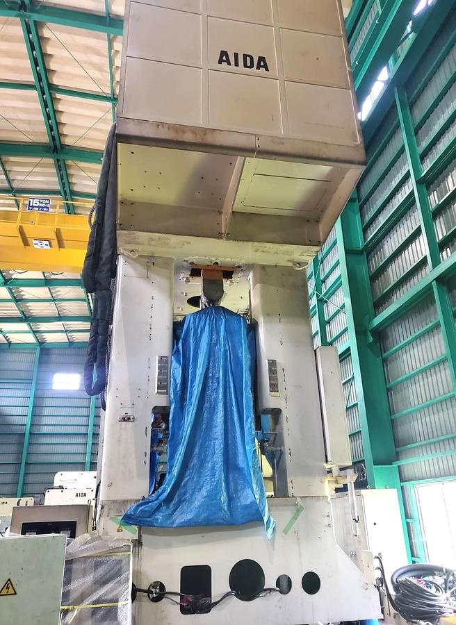 Used 600 tons Press Cold Forging Aida