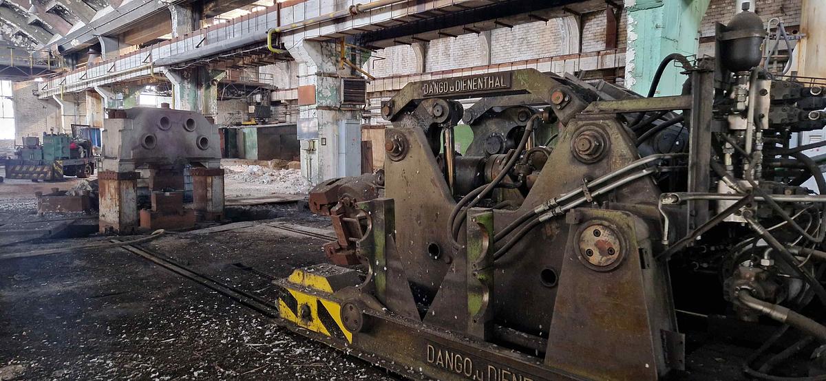 Used 800 tons Press Forging Open Die Hydraulic Schuler
