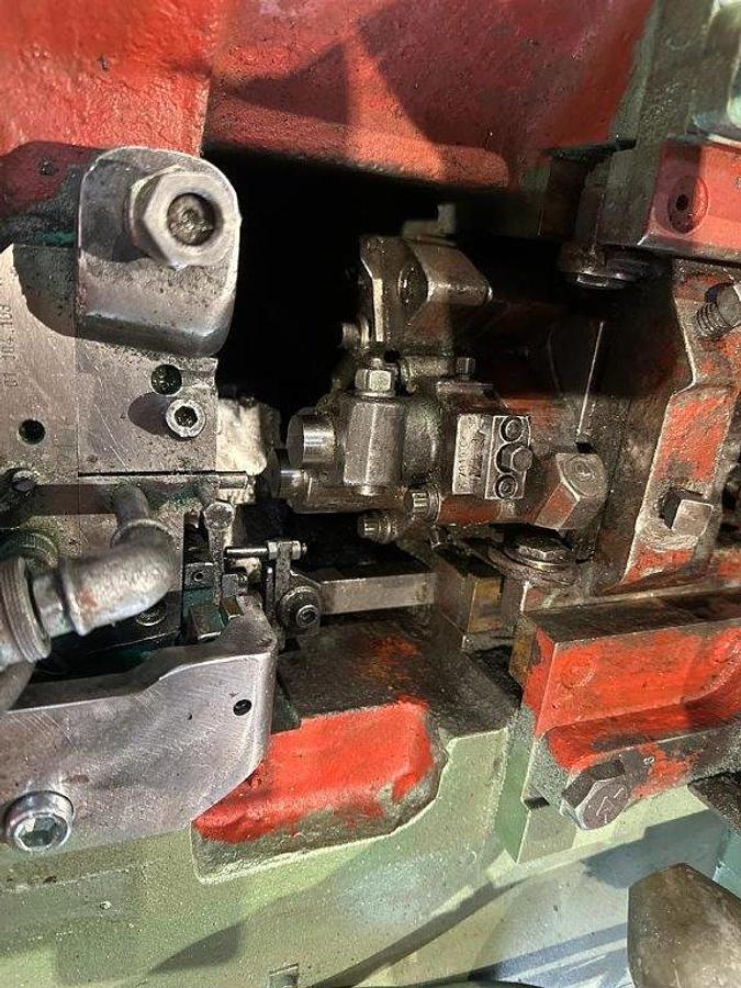 Used Header Progressive Bolt Maker National M34S1