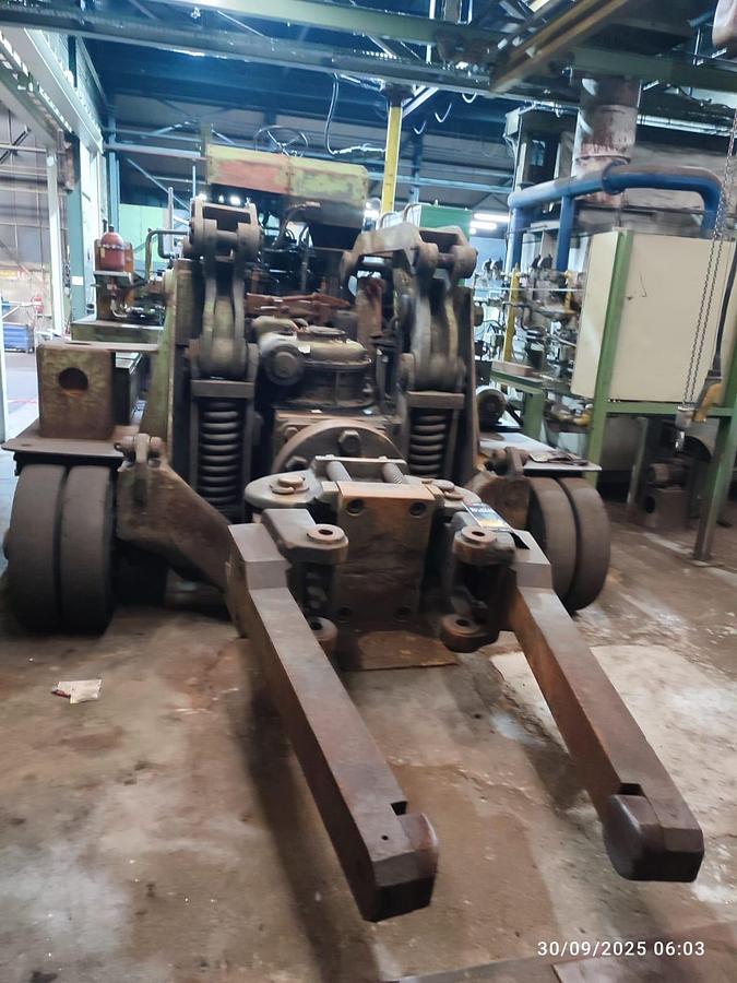 Used 3.5 tons Manipulator Dango & Dienenthal AMP2500