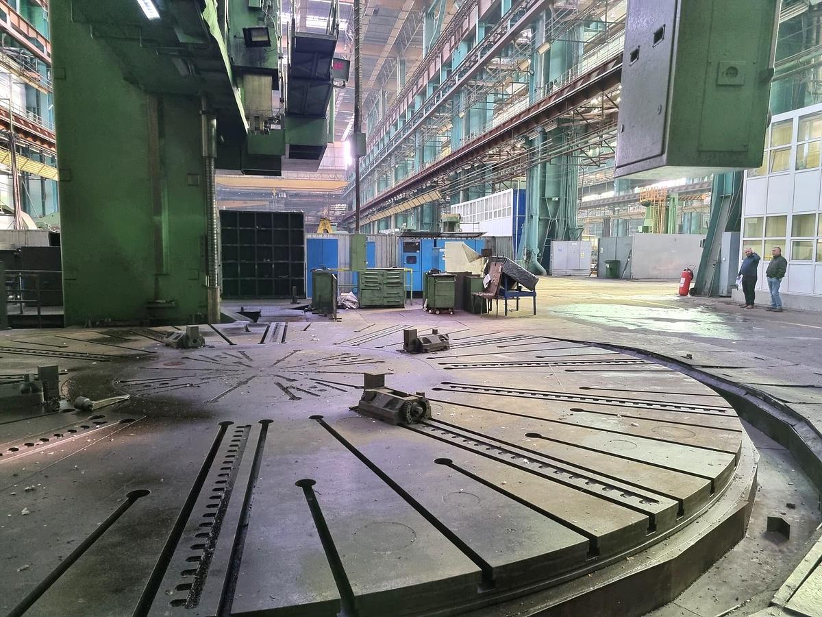 Used Lathe Vertical Turning CNC Titan