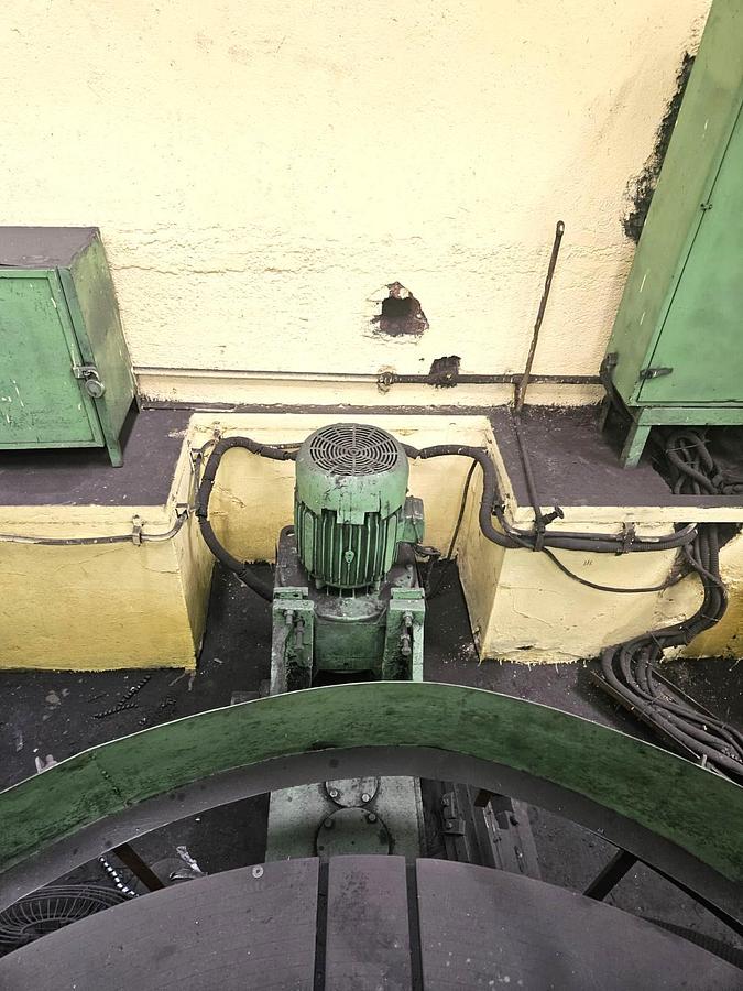 Used Lathe Vertical Turning