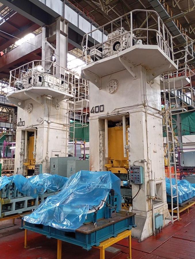 Used 400 tons Press Trimming Voronezh KA2536