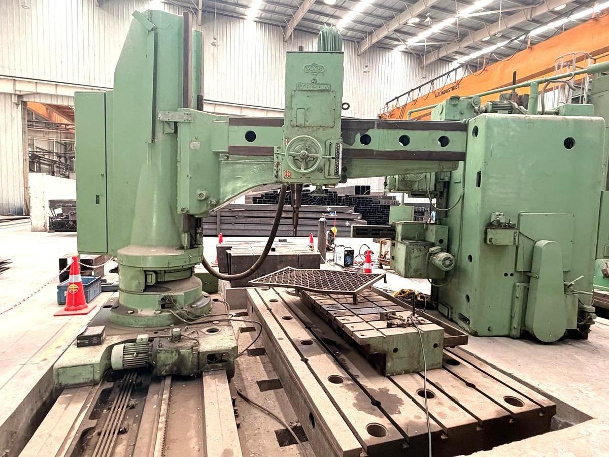 Used Radial Drilling Machine Kovosvit MAS VR8