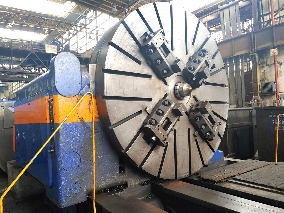 Used Lathe Heavy Duty CNC