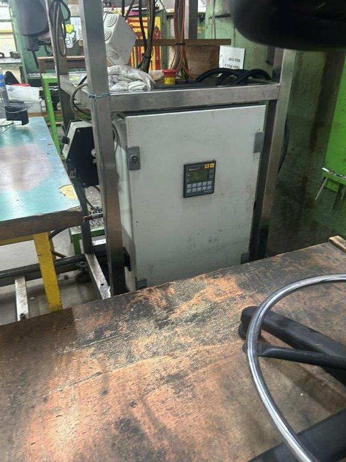 Used 360 tons Press Knuckle Joint Coining Cincinnati HME K360