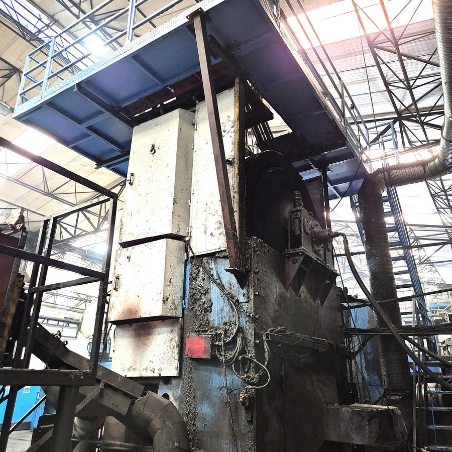 Used 1600 tons Press Hot Forging Smeral LZK1600