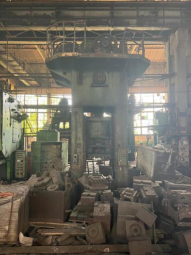 Used 630 tons Press Trimming TMP Voronezh Russia KB9538