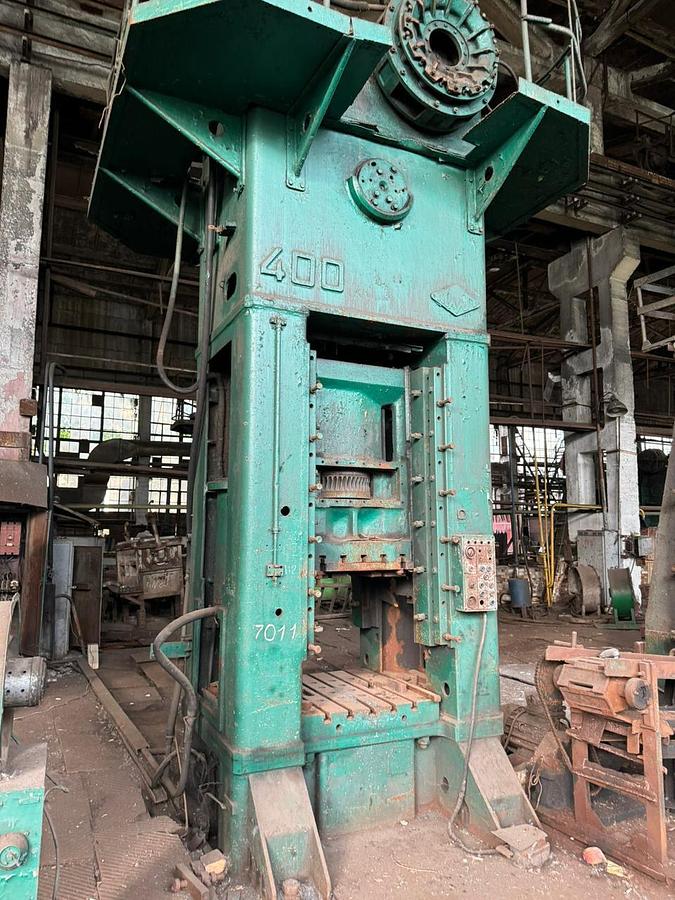 Used 400 tons Press Trimming TMP Voronezh Russia KB9536
