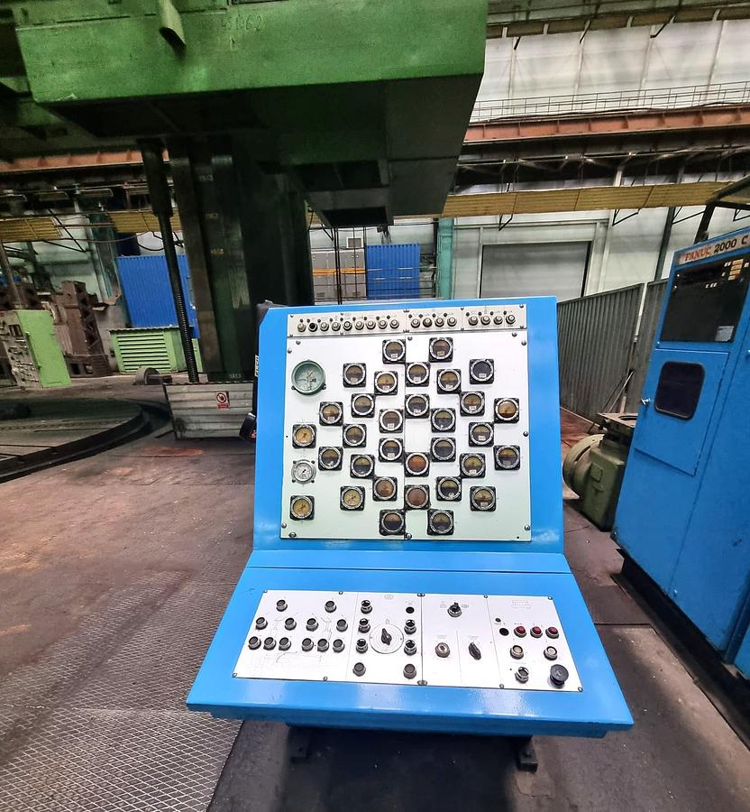 Used Lathe Vertical Turning CNC Titan