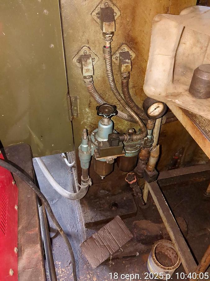 Used 400 tons Press Knuckle Joint Coining Barnaul Russia KB8336