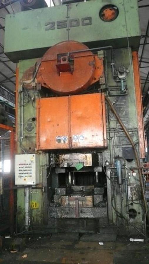 Used 2500 tons Press Hot Forging Smeral LZK2500