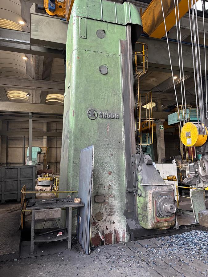 Used Borer Horizontal Ram Type CNC Pama