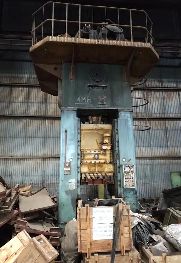 Used 400 tons Press Trimming TMP Voronezh KB2536