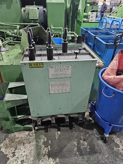 Used Part Former Hot Sakamura PF-550SS