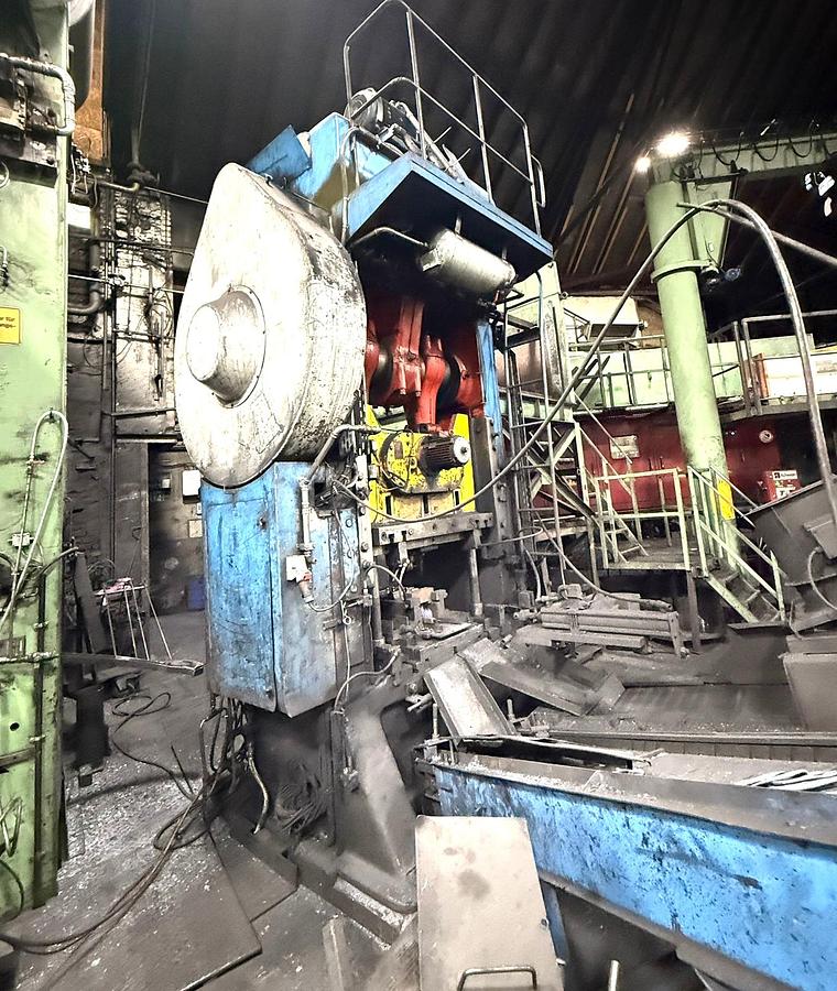 Used 2500 tons Hot Forging Line National