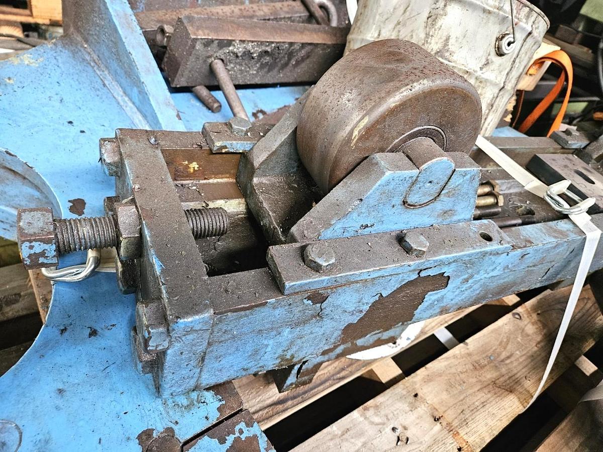 Used Lathe CNC Hankook